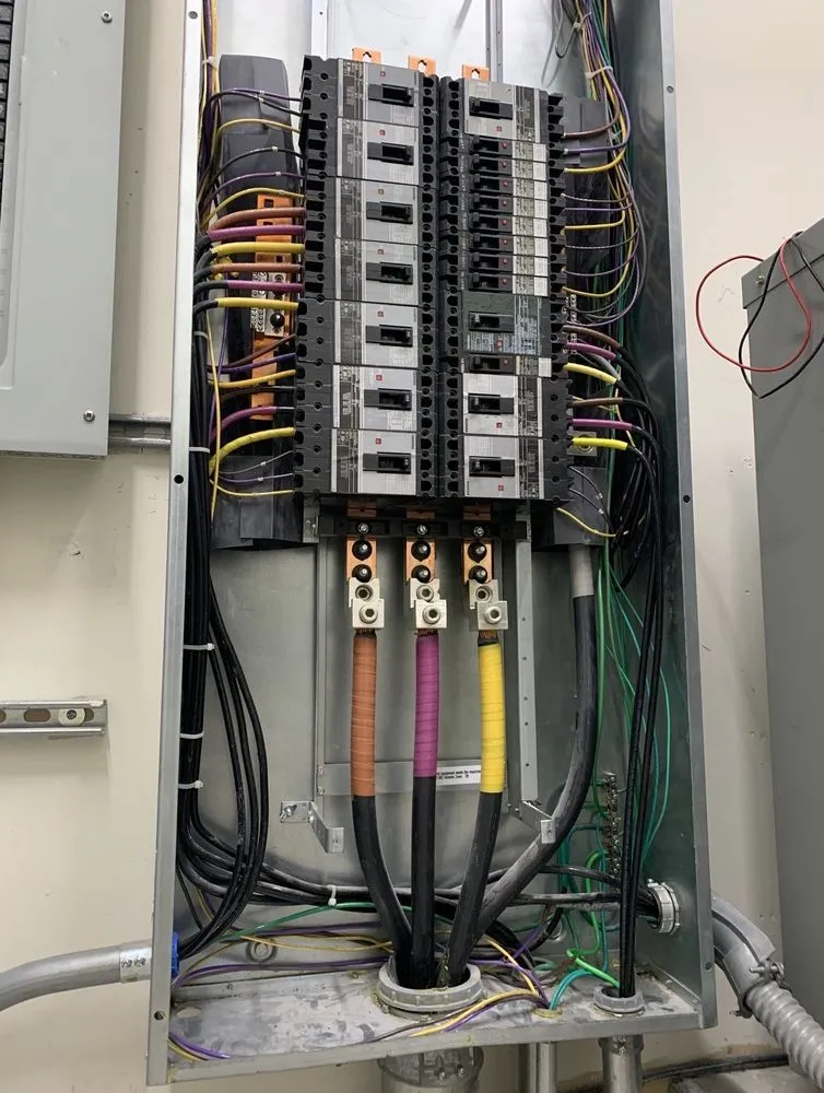 Slide of Des Electrical