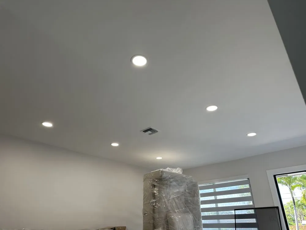 Slide of Des Electrical