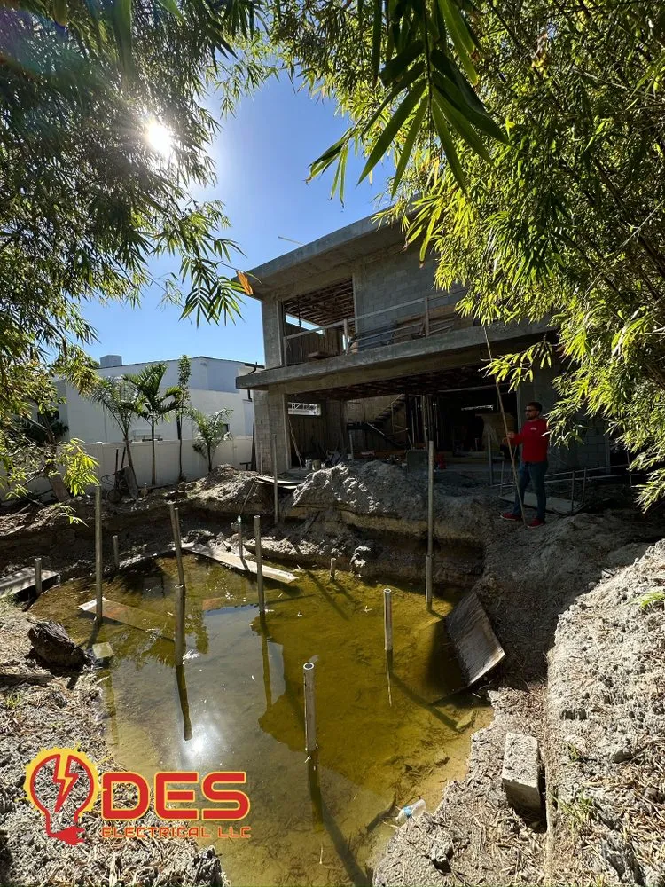 Slide of Des Electrical