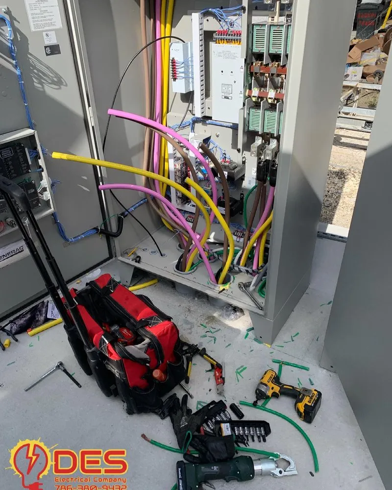 Slide of Des Electrical