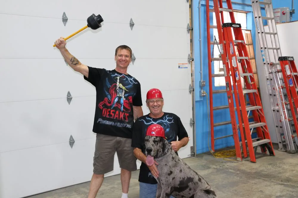 Slide of Desak's Plumbing & Electric