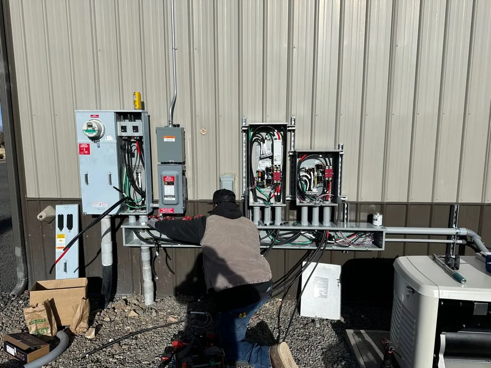 Slide of Deschutes Electric