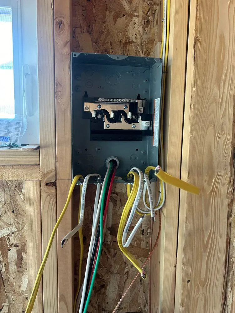 Slide of Deschutes Electric