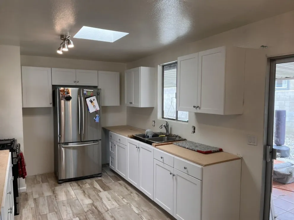 Slide of Desert Fixers