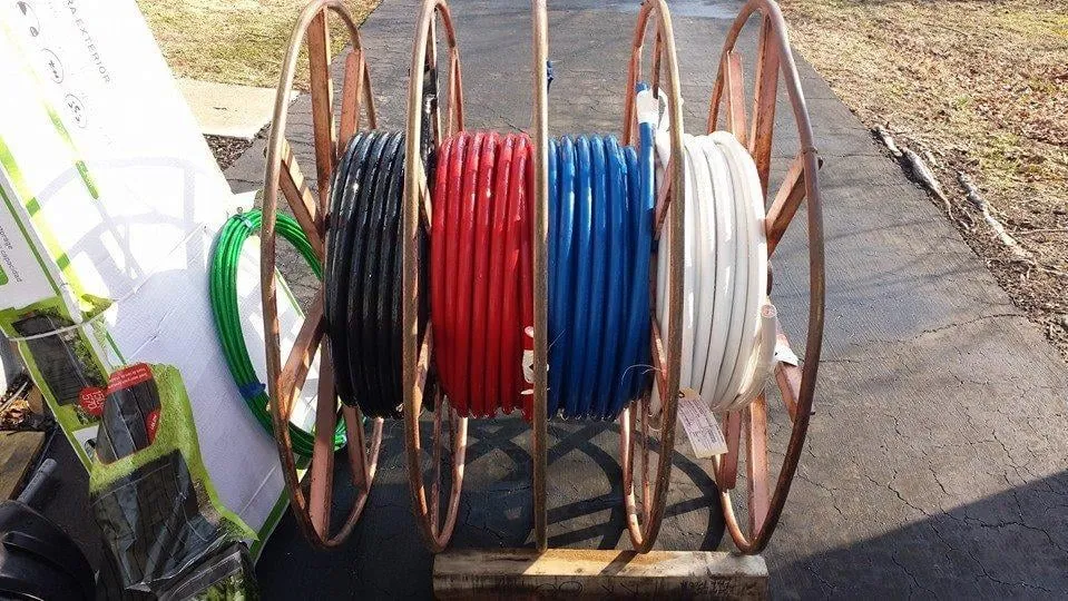 Slide of Deshaies Electrical Services