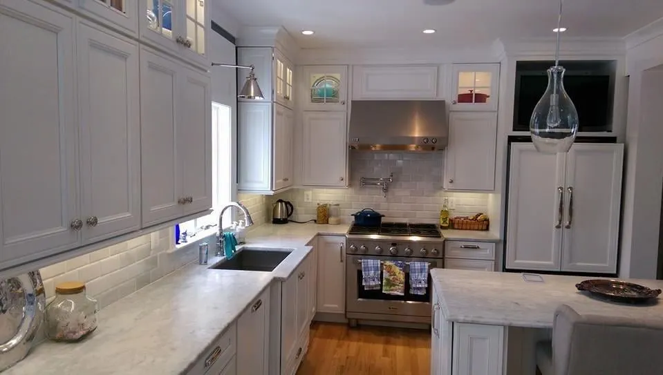 Slide of Deshaies Electrical Services