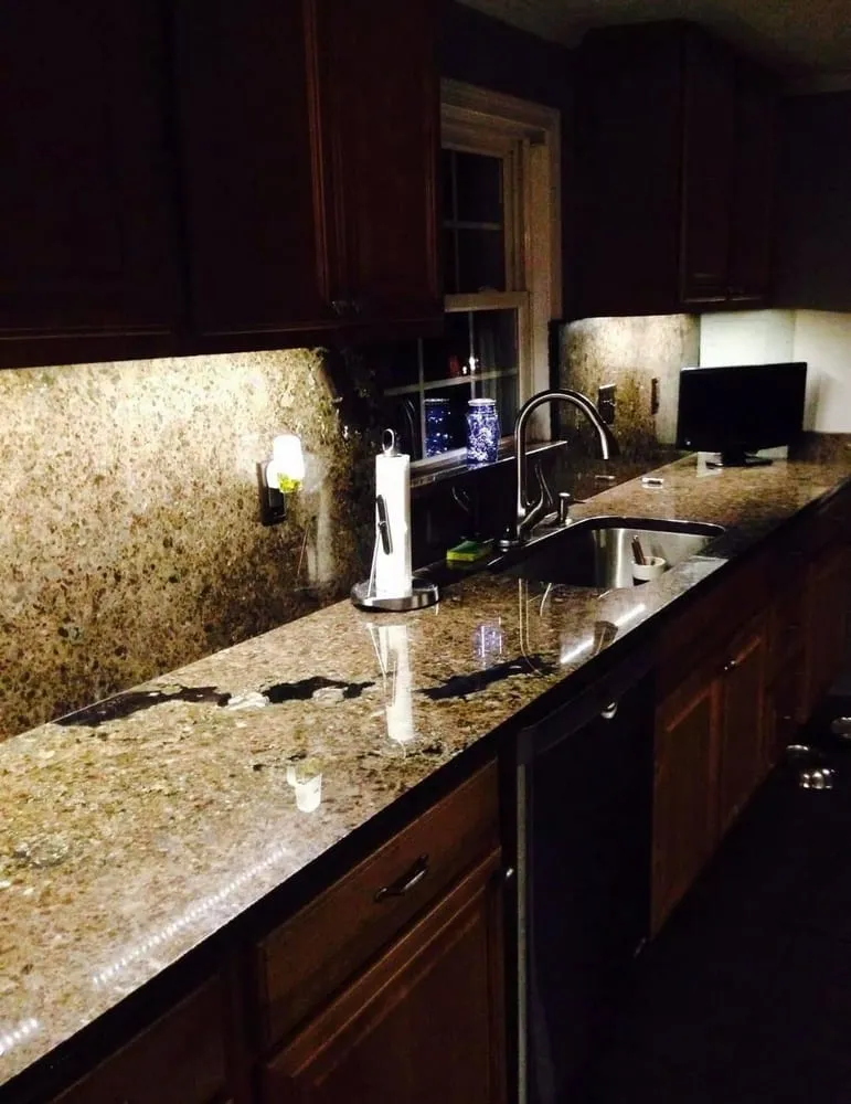 Slide of Deshaies Electrical Services