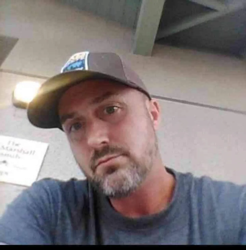 Slide of Devaux Handyman/Electrical Services