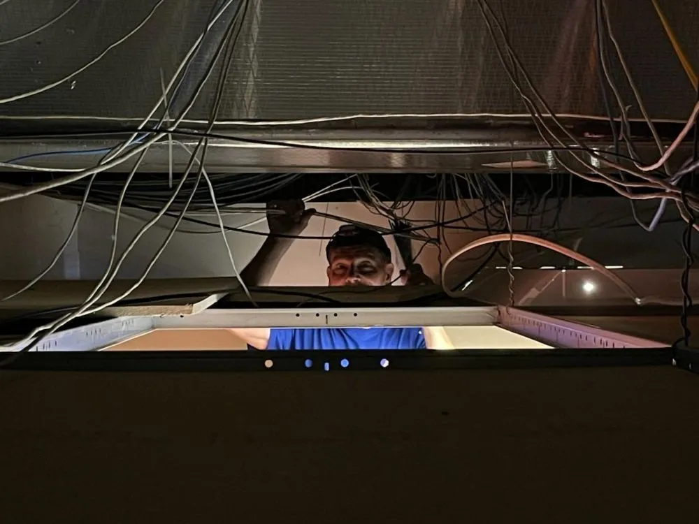 Slide of DFE Electrical Services