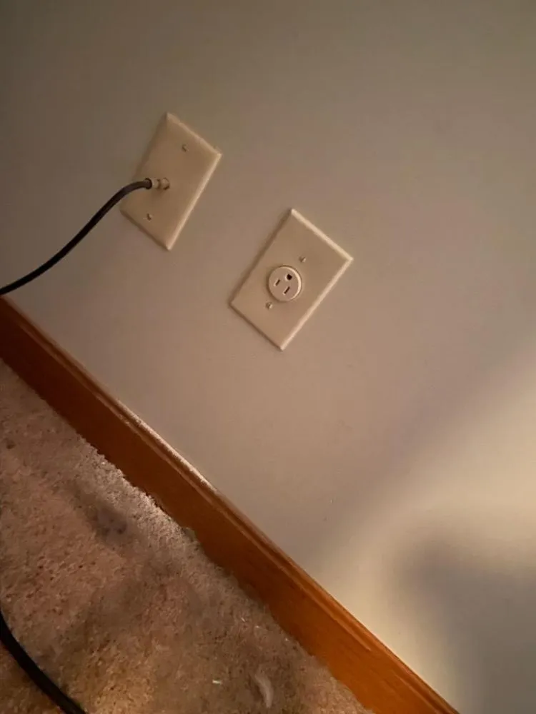 Slide of DFE Electrical Services