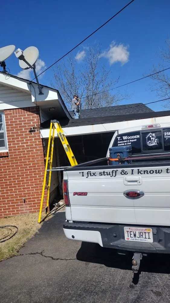 Licensed electrician providing lighting installation in Laceys Spring, AL - DFS Electric
