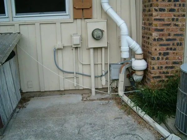 Expert electrician providing lighting installation in Villa Park, IL - DH Electric Co.