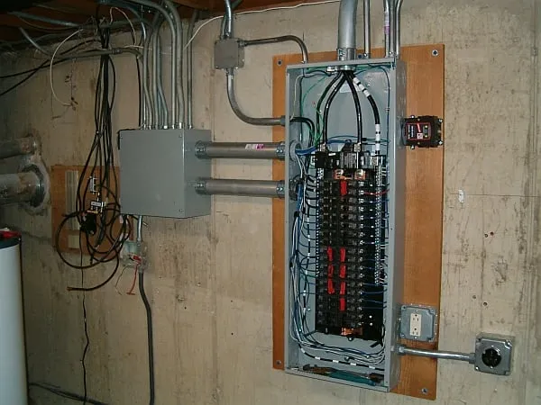 Licensed emergency electrical service in Villa Park, IL by DH Electric Co.