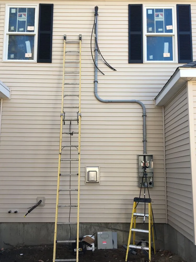 Slide of D&H Electrical