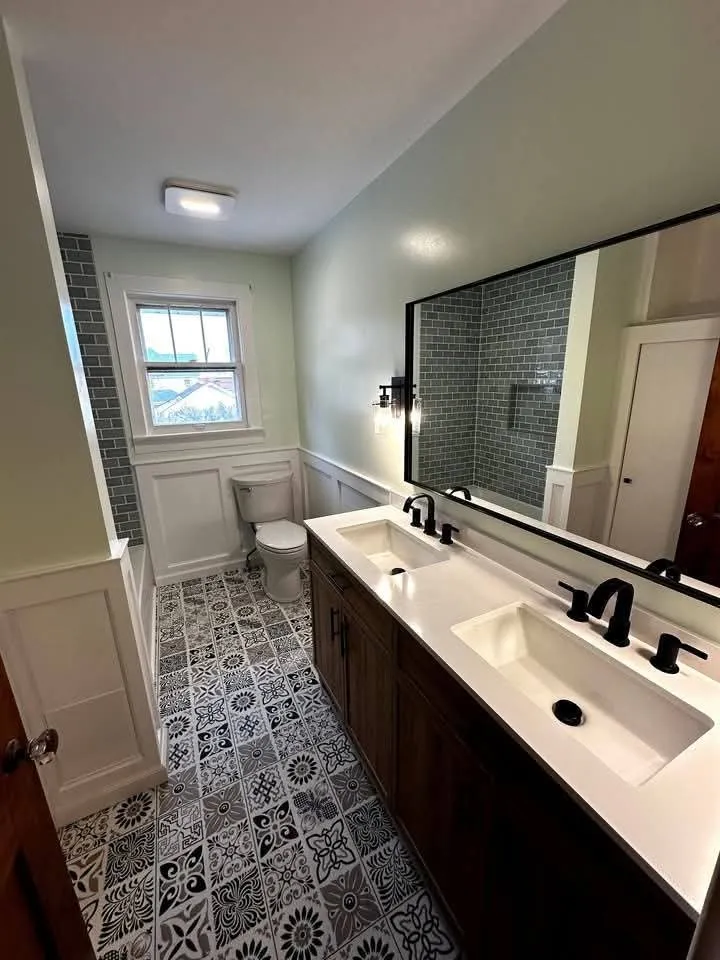 Slide of DHD Contractors