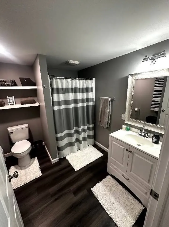 Slide of DHD Contractors