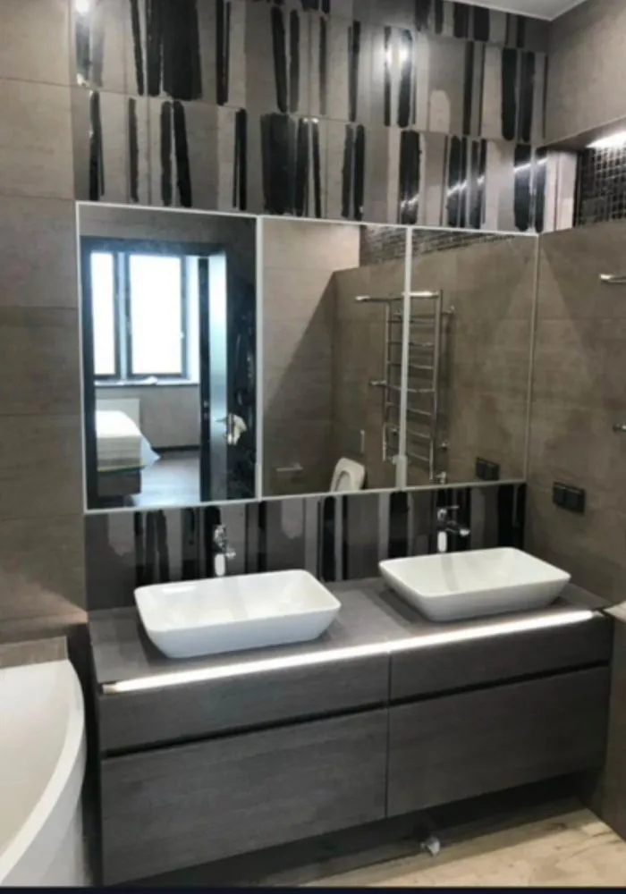 Reliable electrician providing panel upgrade in , 