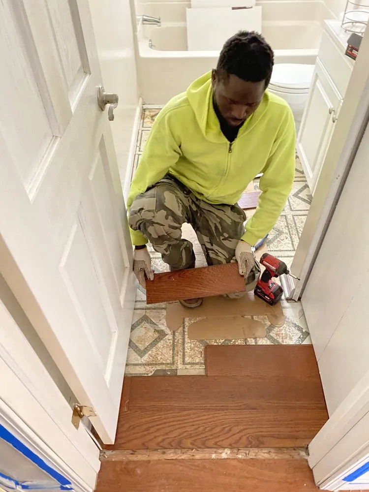 Slide of Diamalaye Electric