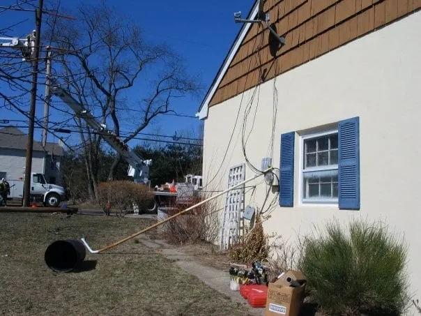 Licensed electrical service for homes in wiring installation,  by 