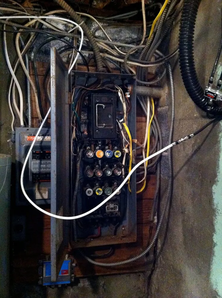 Emergency electrical repair service in ,  - Diamond Electrical Services