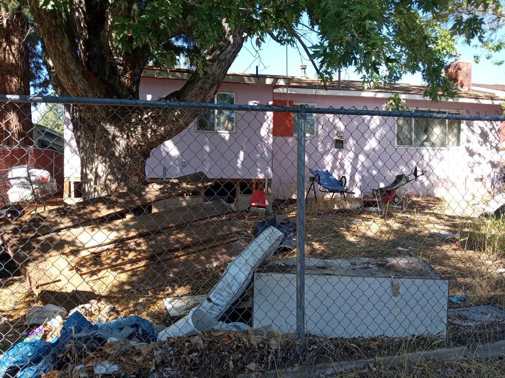 Slide of Diamond Handyman Service