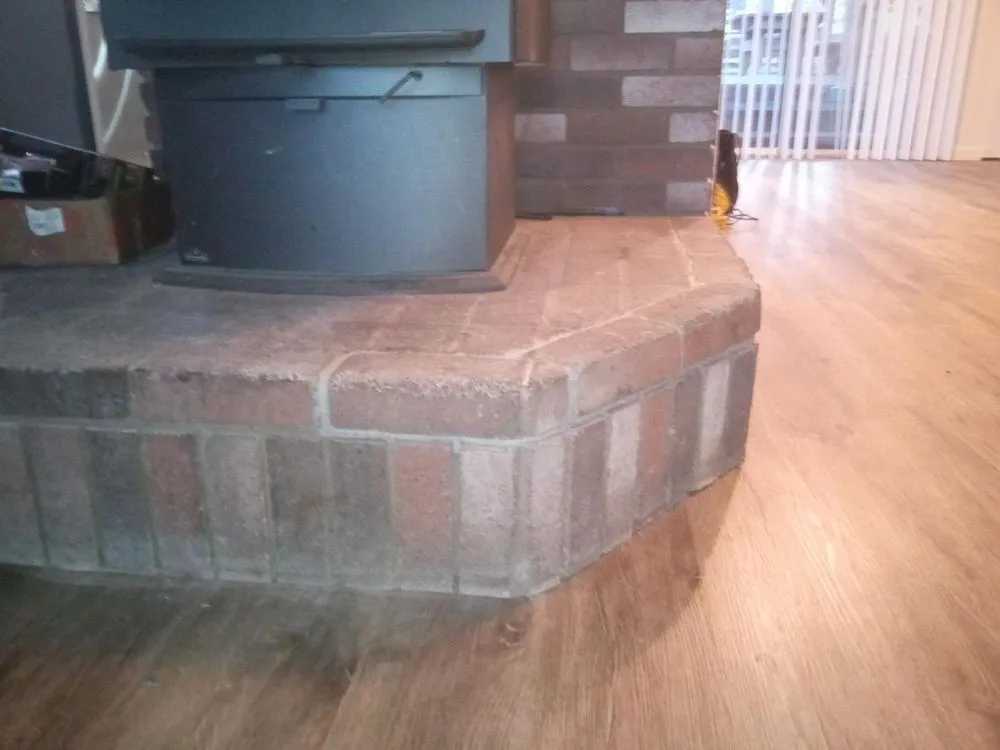 Slide of Diamond Handyman Service