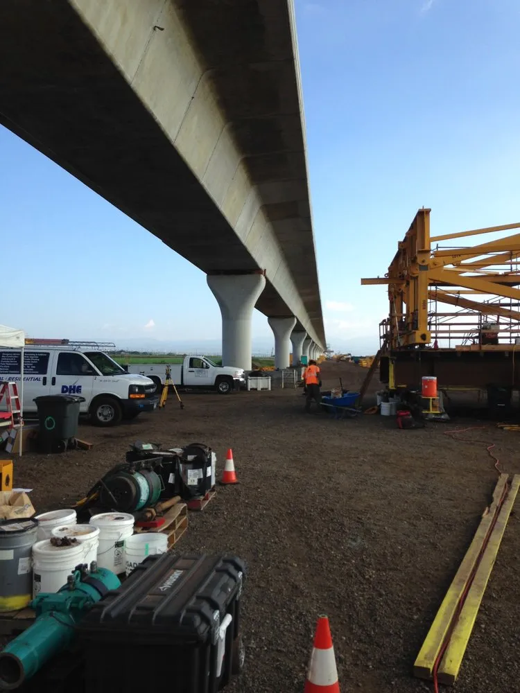 Slide of Diamond Head Electric