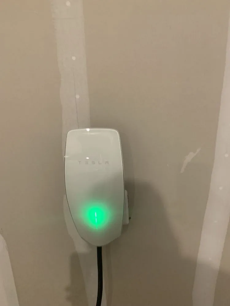 Slide of Diamond Improvement Services