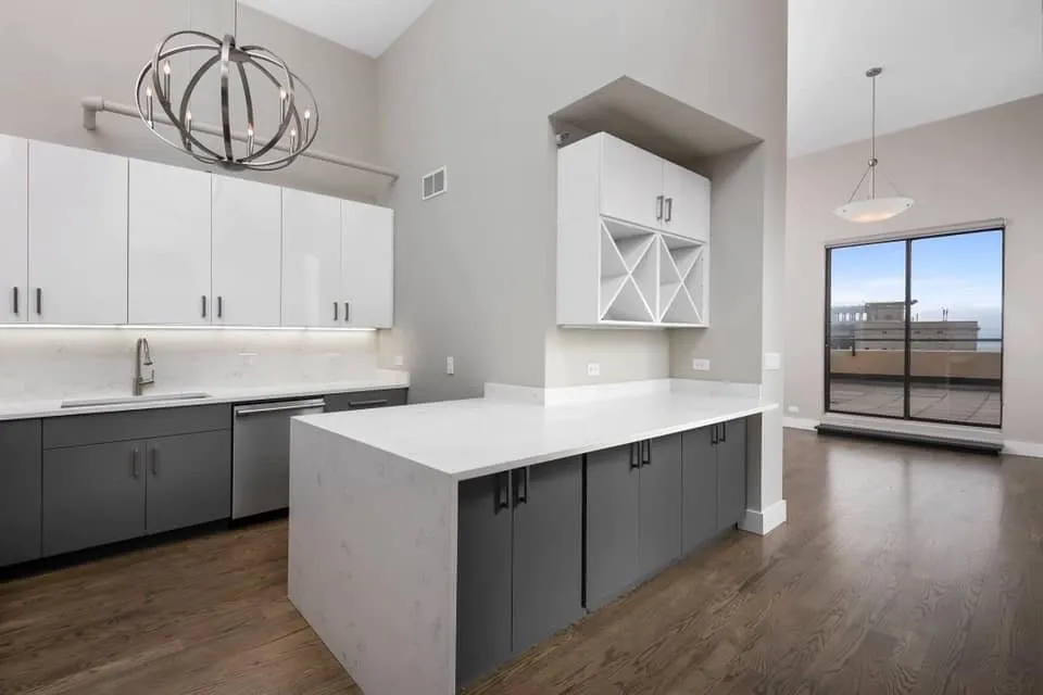 Slide of Diamond Remolding