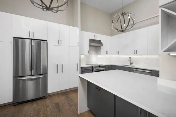 Diamond Remolding Logo