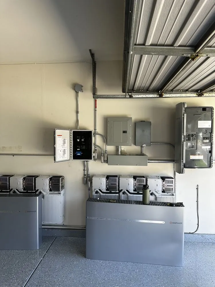 Slide of Diamond Solar Solutions