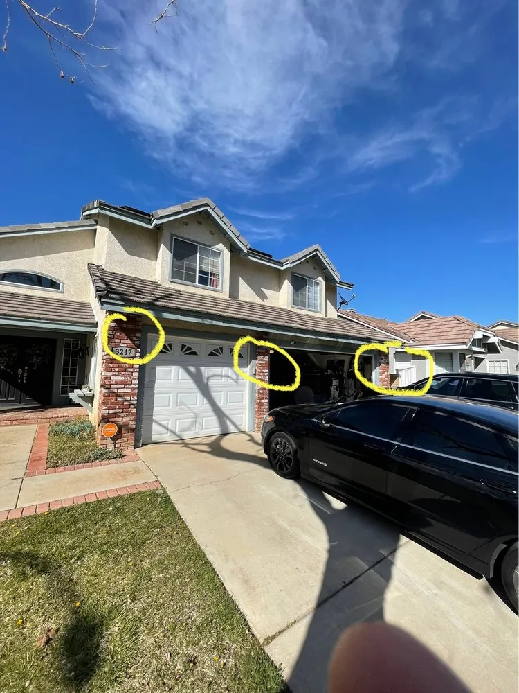 Slide of Diaz & Sons Electric Services