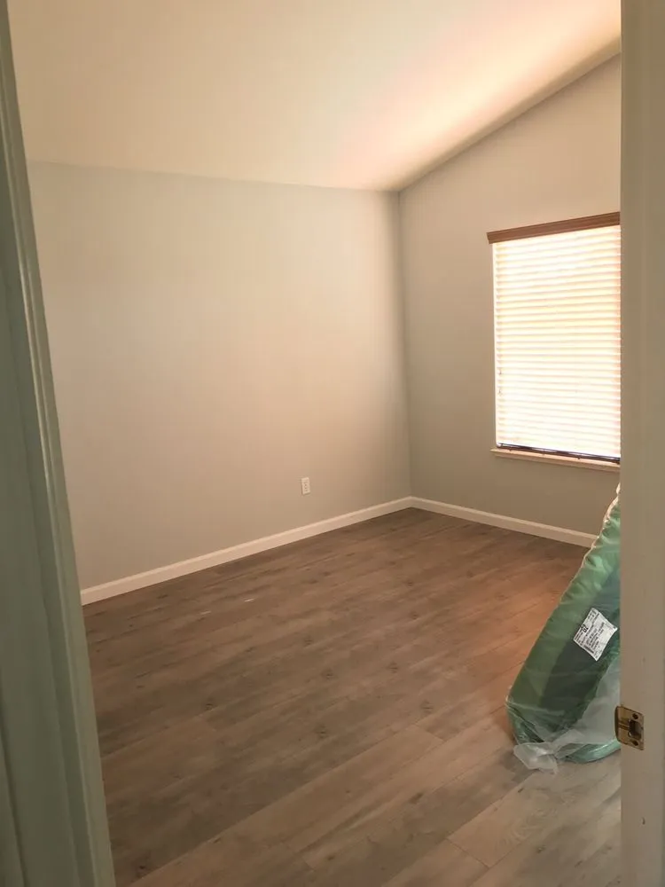 Slide of Diaz and Sons Construction