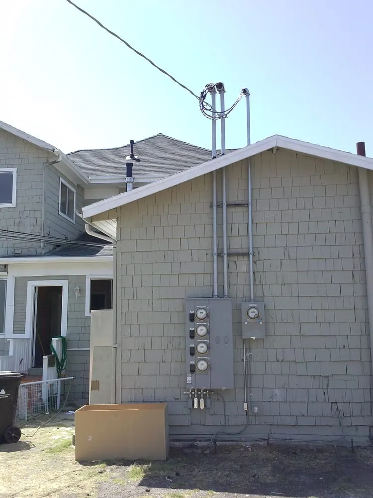 Slide of Diaz Electric Company