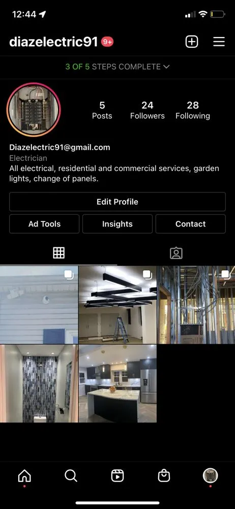 Slide of Diaz Electric