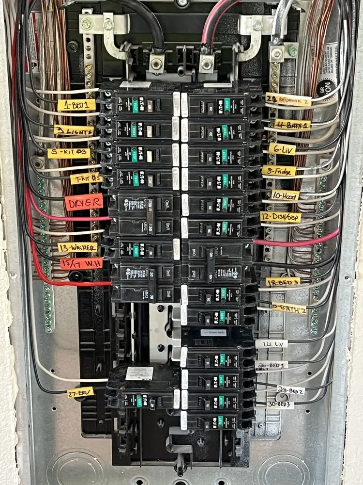 Slide of Diaz Electric