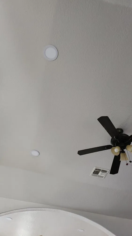 Slide of Diaz Electric