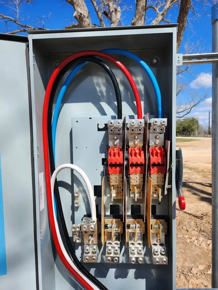 Slide of Diaz Electric