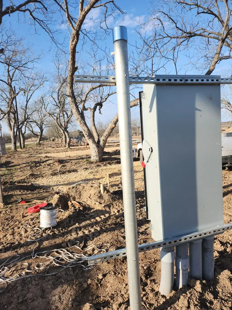 Slide of Diaz Electric