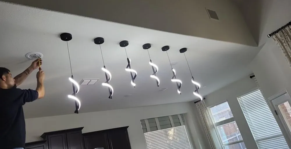 Slide of Diaz Electrical Service