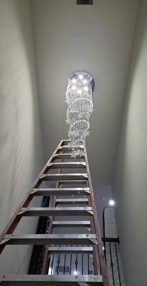 Slide of Diaz Electrical Service