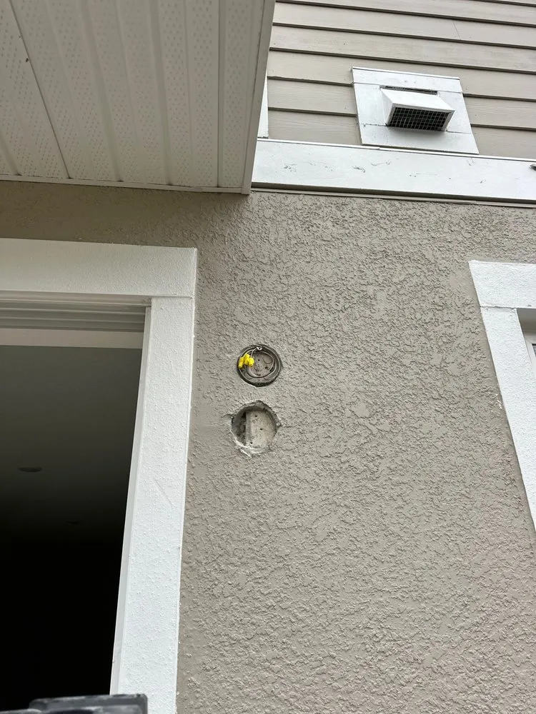 Slide of Diaz Helps You