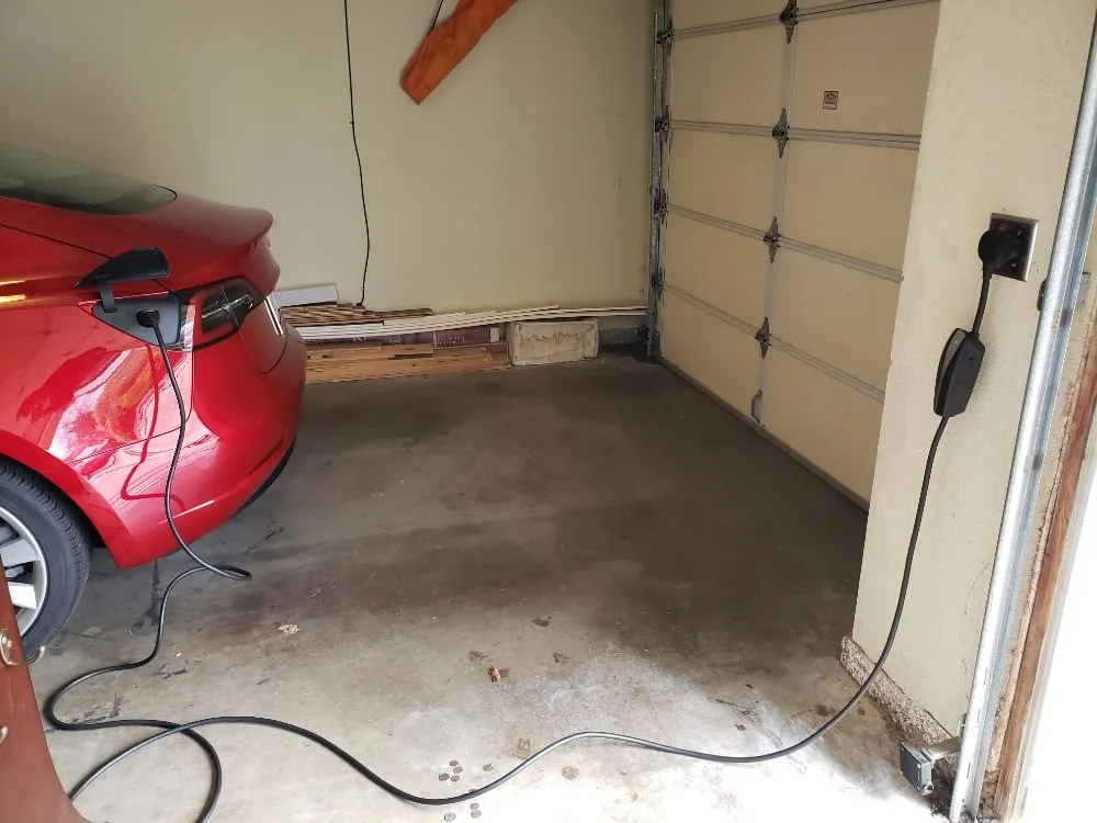 Slide of Dican Electric