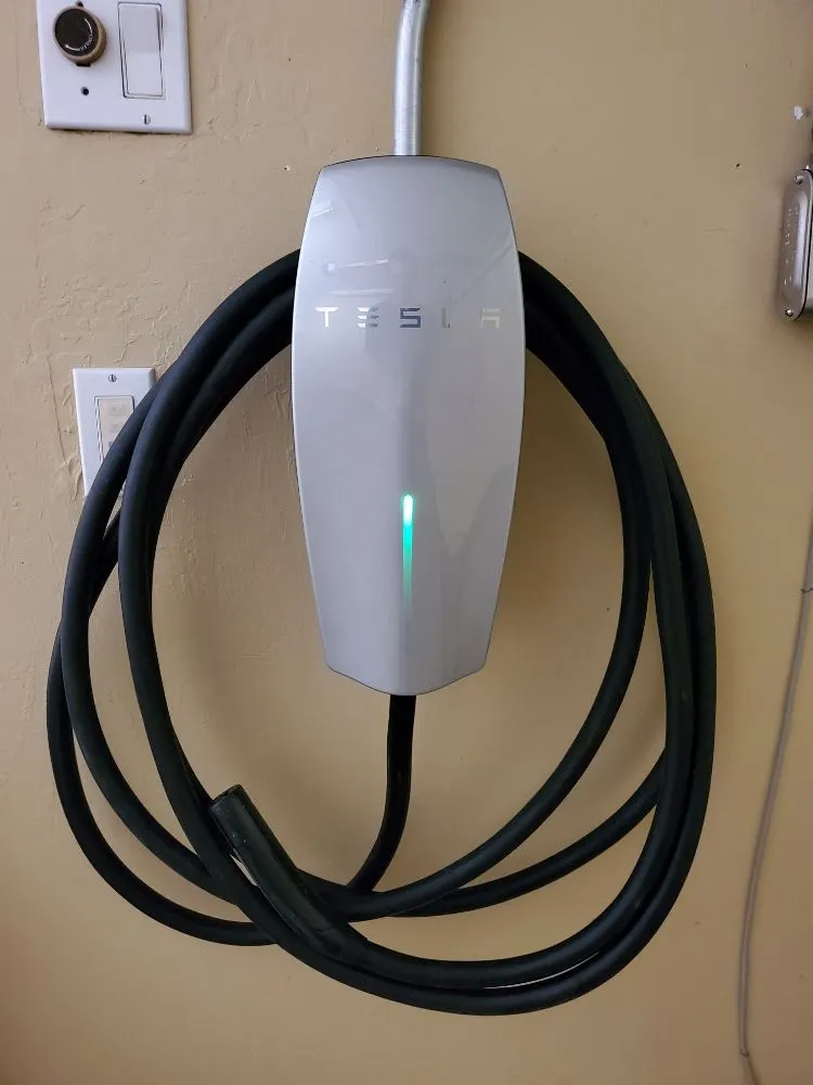 Slide of Dican Electric