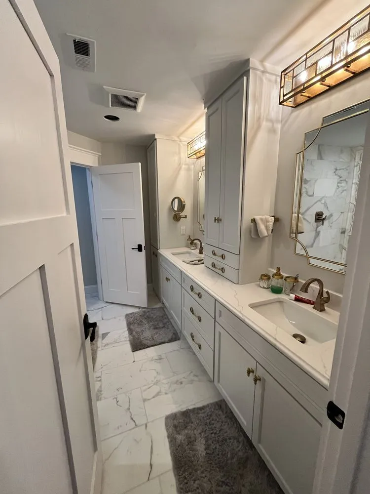 Slide of Diego Castro