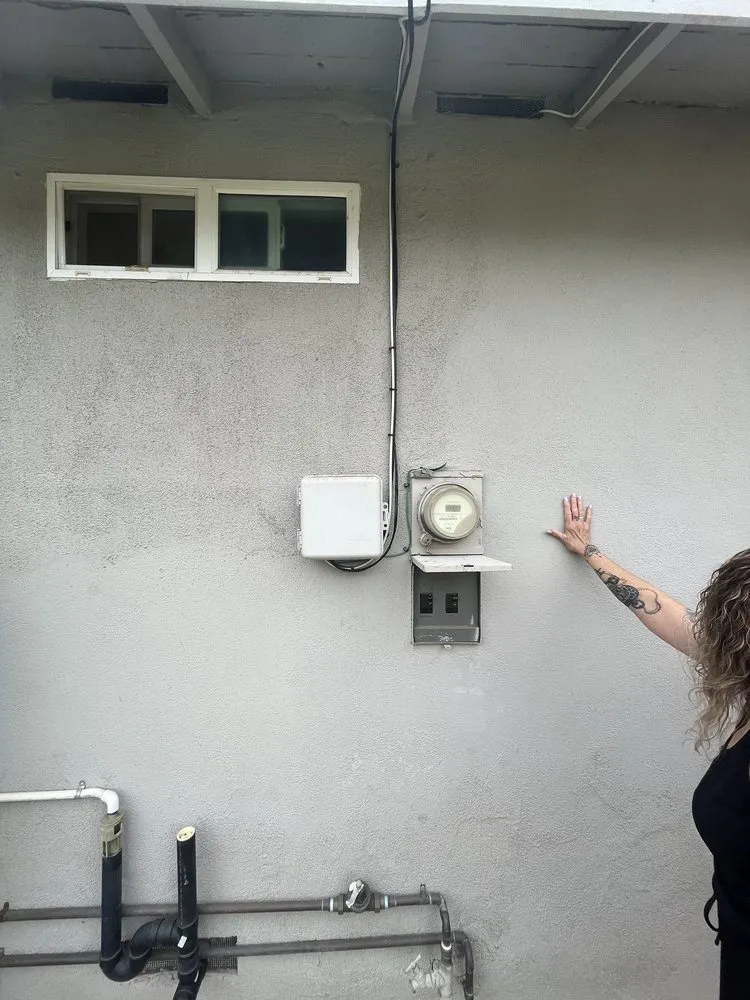 Slide of Diego Electric