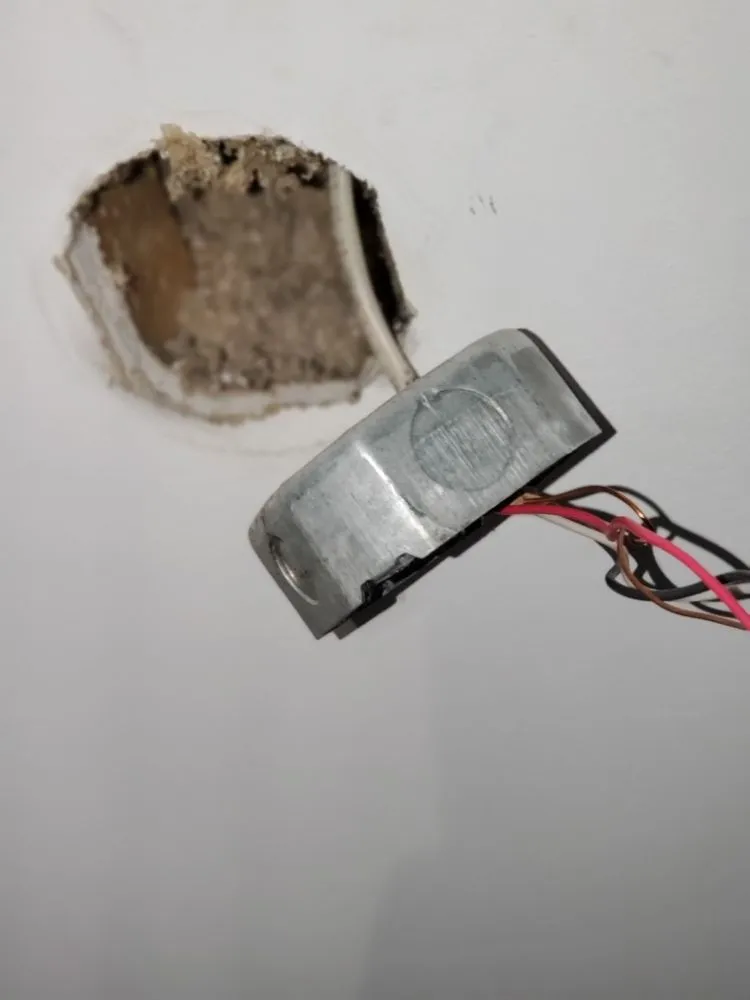 Slide of DiFiore Electric