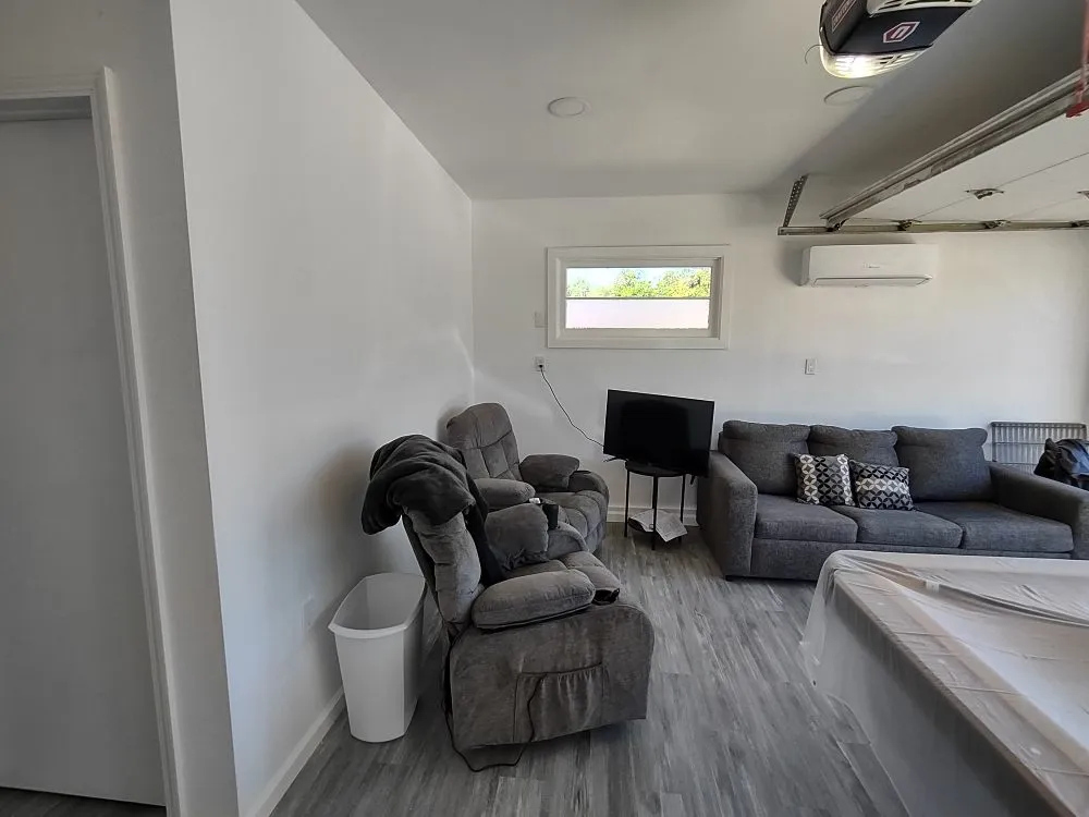 Slide of Dillard's Home Repair