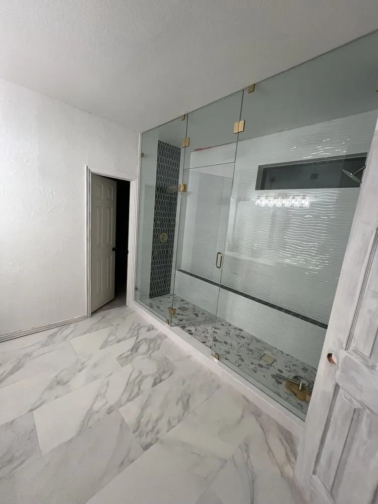 Slide of Dillards Services