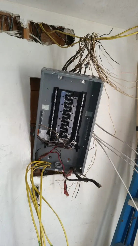 Licensed electrician providing electrical repair in Castle Creek, NY - DiLuzio Electric